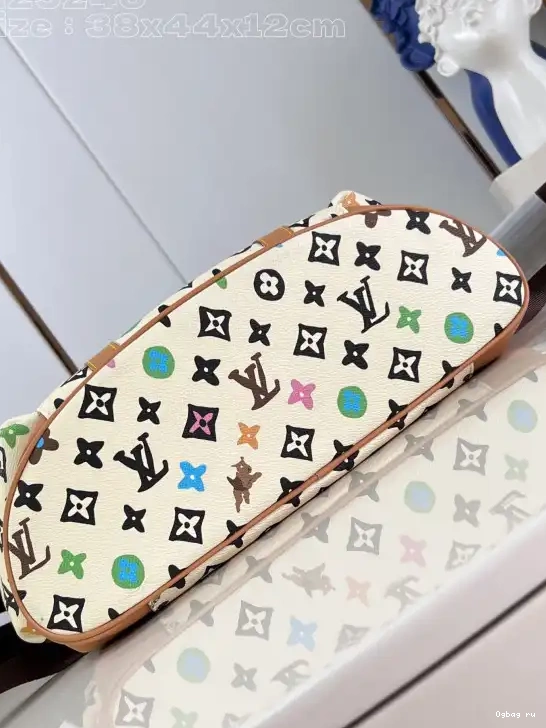 Christopher Vuitton Backpack MM-38*44*12.5CM Louis 0519